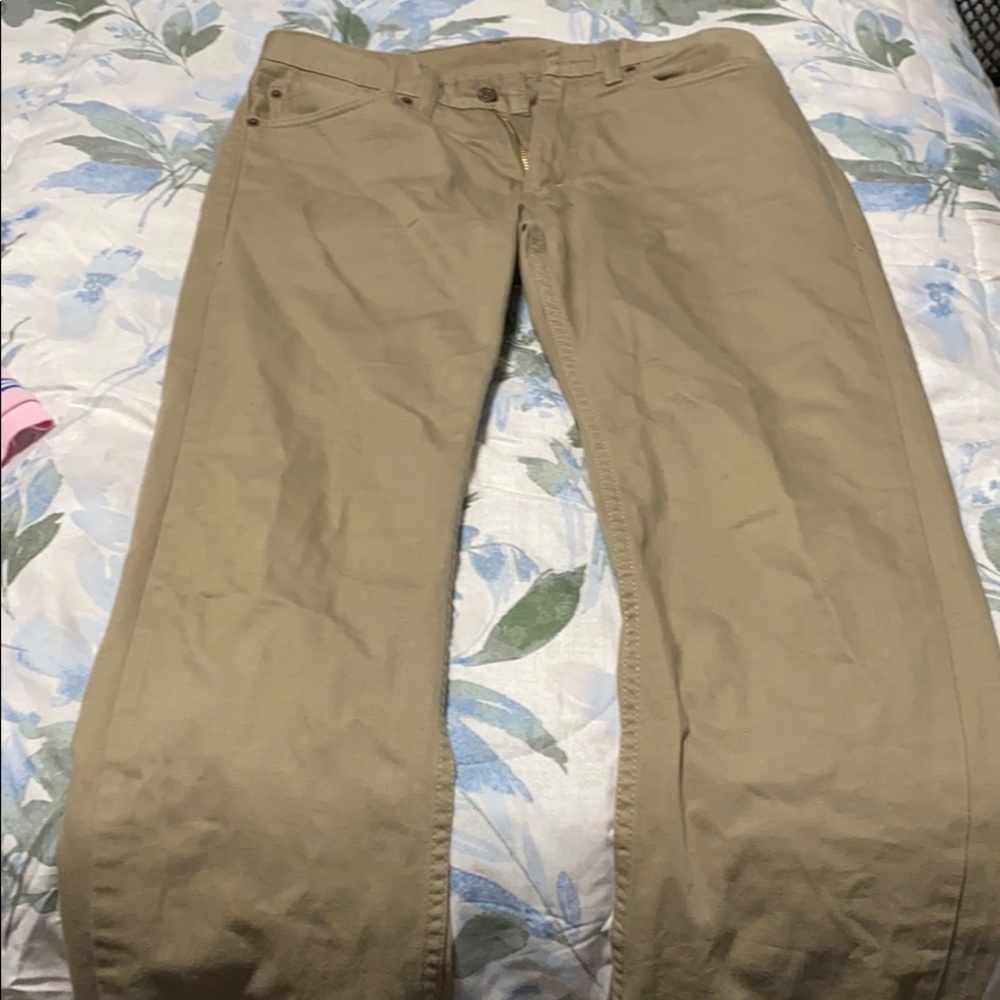 Men’s Khaki Levi Pants 32x32